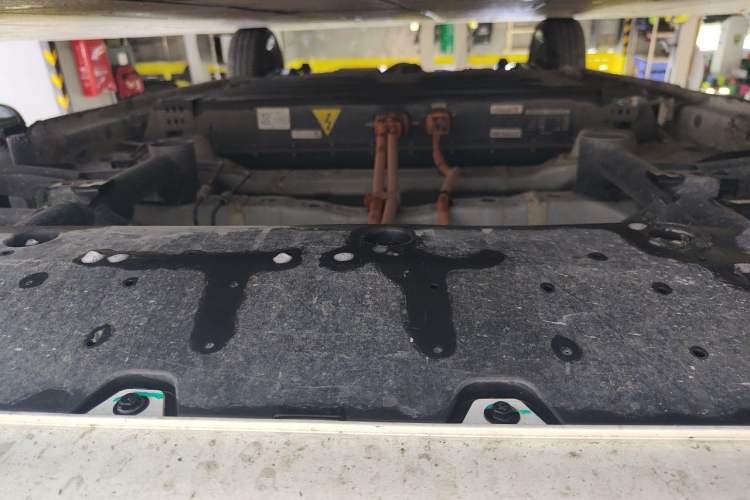 Used Geely Galaxy Panda 2024 Panda Mini 200km Endurance Bear Chassis Front