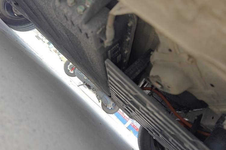 Used Geely Galaxy Panda 2024 Panda Mini 200km Endurance Bear Chassis Front Right