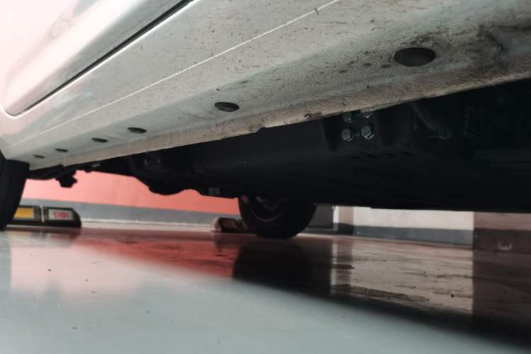 Used Geely Galaxy Panda 2024 Panda Mini 200km Endurance Bear Chassis Front Right
