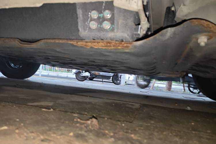 Used Geely Galaxy Panda 2024 Panda Mini 200km Endurance Bear Chassis Front Right