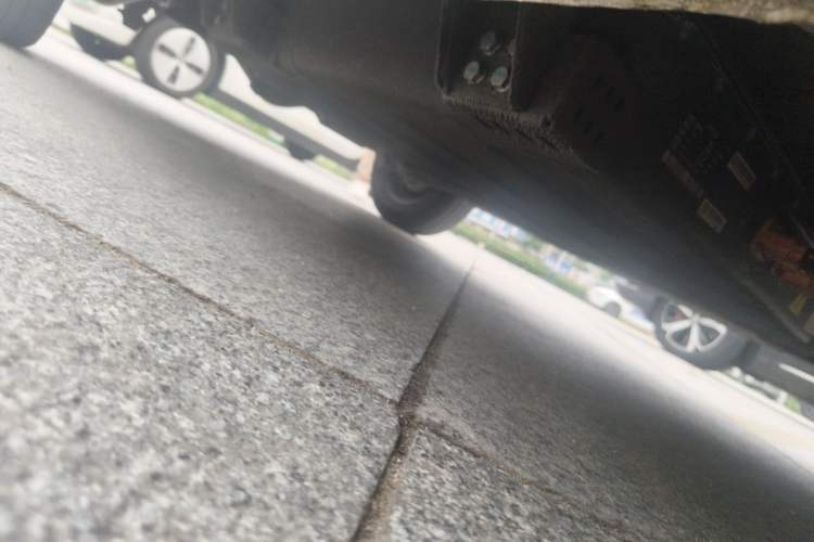 Used Geely Galaxy Panda 2024 Panda Mini 200km Endurance Bear Chassis Front Right