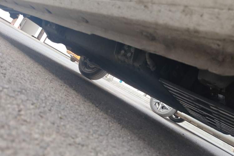 Used Geely Galaxy Panda 2024 Panda Mini 200km Longteng PRO Edition Chassis Front Right