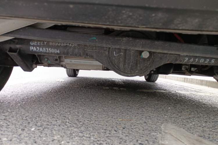 Used Geely Galaxy Panda 2024 Panda Mini 200km Endurance Bear Chassis Rear