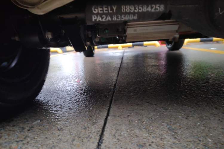 Used Geely Galaxy Panda 2024 Panda Mini 200km Endurance Bear Chassis Rear Left
