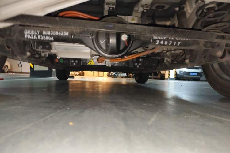 Used Geely Galaxy Panda 2024 200km Panda Rider Chassis Rear