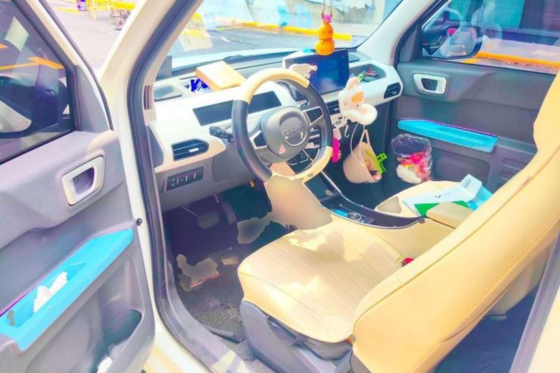Used Geely Galaxy Panda 2024 Panda Mini 200km Endurance Bear Driver Seat