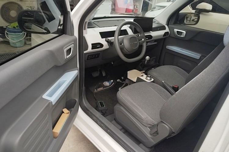 Used Geely Galaxy Panda 2024 Panda Mini 200km Longteng PRO Edition Driver Seat