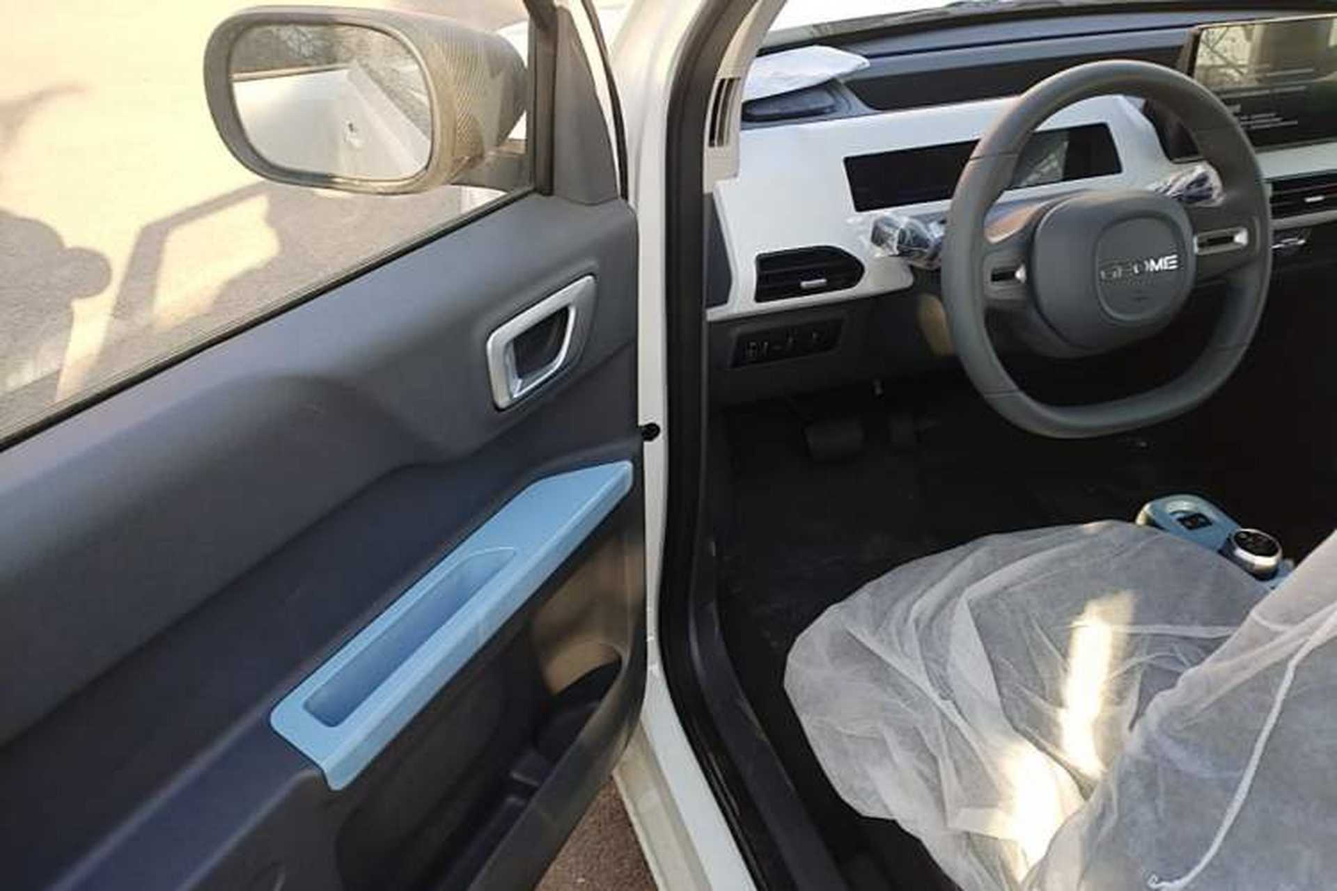 Used Geely Galaxy Panda 2024 Panda Mini 200km Endurance Bear Driver Seat