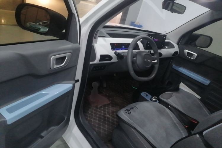 Used Geely Galaxy Panda 2024 Panda Mini 200km Endurance Bear Driver Seat