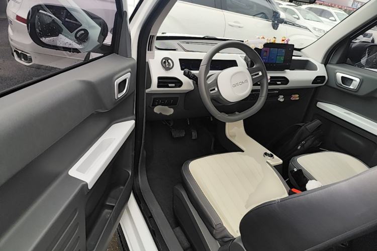 Used Geely Galaxy Panda 2024 200km Panda Kart Driver Seat