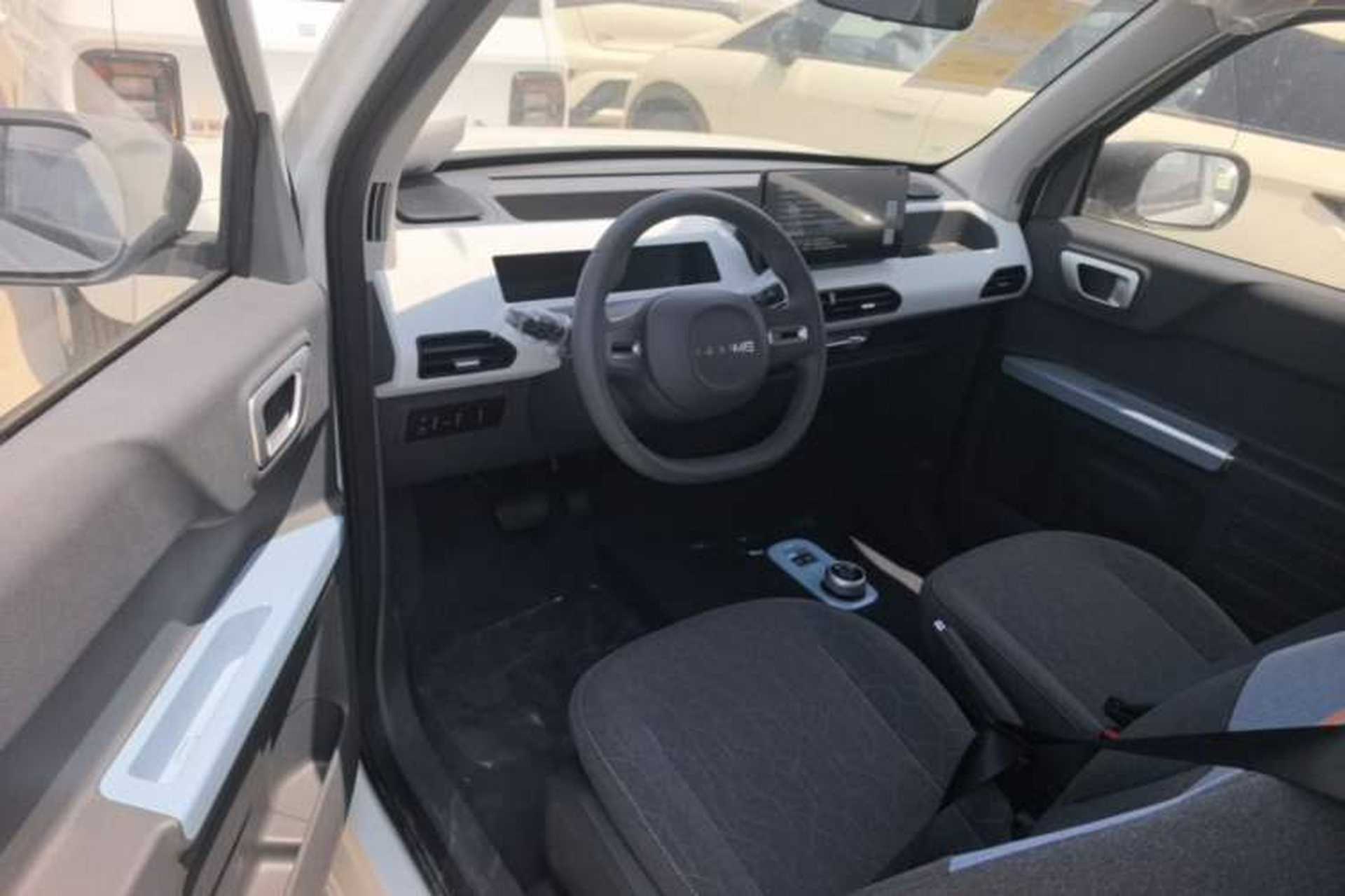 Used Geely Galaxy Panda 2024 Panda Mini 200km Endurance Bear Driver Seat