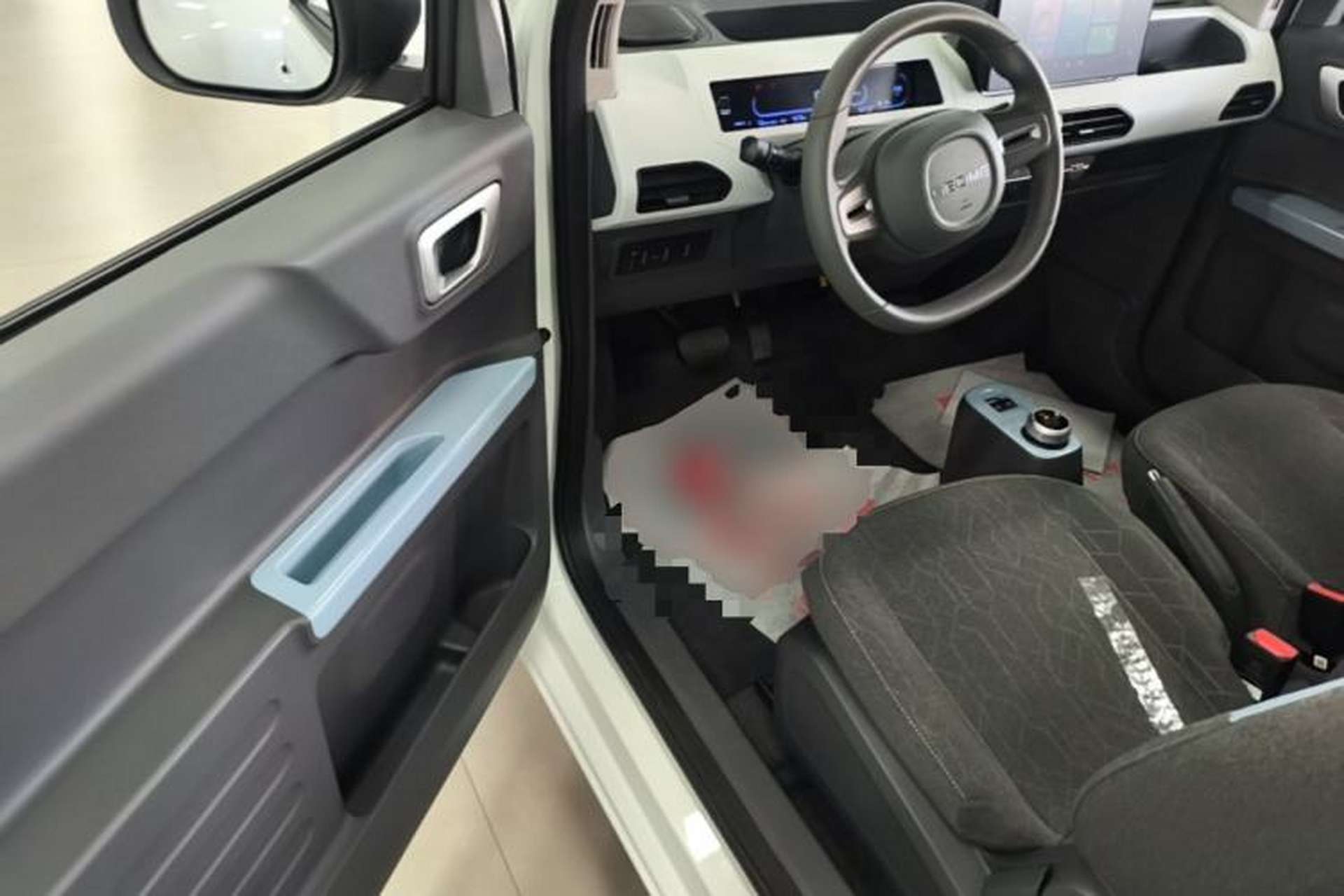 Used Geely Galaxy Panda 2024 Panda Mini 200km Endurance Bear Driver Seat
