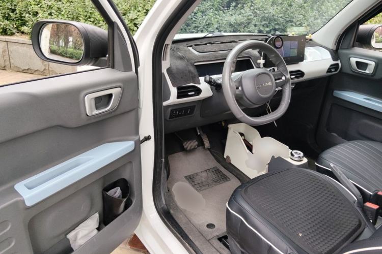 Used Geely Galaxy Panda 2024 Panda Mini 200km Endurance Bear Driver Seat