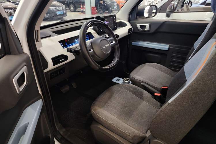 Used Geely Galaxy Panda 2024 Panda Mini 200km Longteng PRO Edition Driver Seat