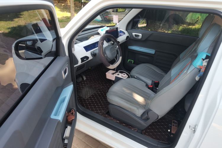 Used Geely Galaxy Panda 2024 Panda Mini 200km Endurance Bear Driver Seat