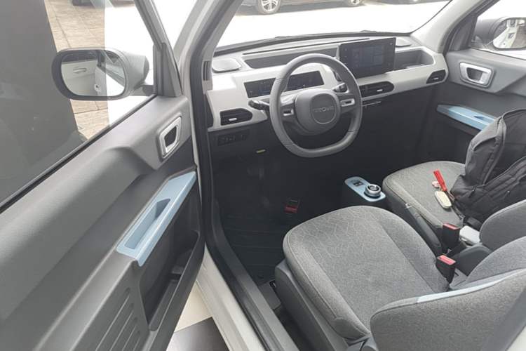 Used Geely Galaxy Panda 2024 Panda Mini 200km Longteng PRO Edition Driver Seat