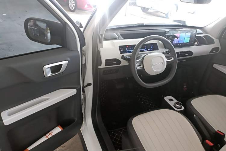 Used Geely Galaxy Panda 2024 200km Panda Kart Driver Seat