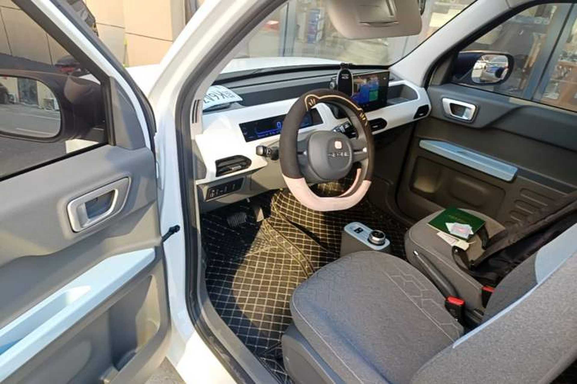 Used Geely Galaxy Panda 2024 Panda Mini 200km Longteng PRO Edition Driver Seat
