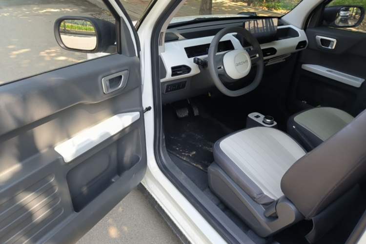 Used Geely Galaxy Panda 2024 200km Panda Kart Driver Seat