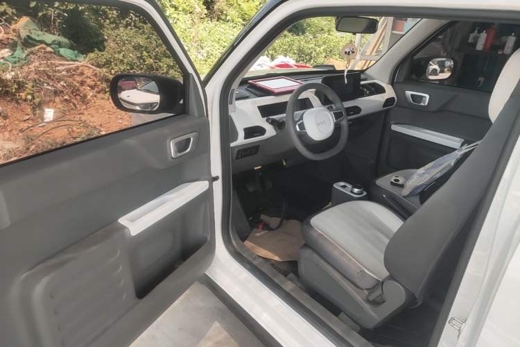 Used Geely Galaxy Panda 2024 200km Panda Kart Driver Seat