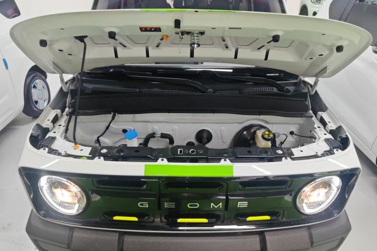 Used Geely Galaxy Panda 2024 200km Panda Rider Engine Bay
