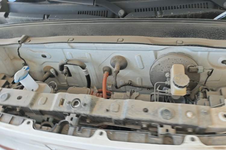 Used Geely Galaxy Panda 2024 Panda Mini 200km Endurance Bear Engine Bay
