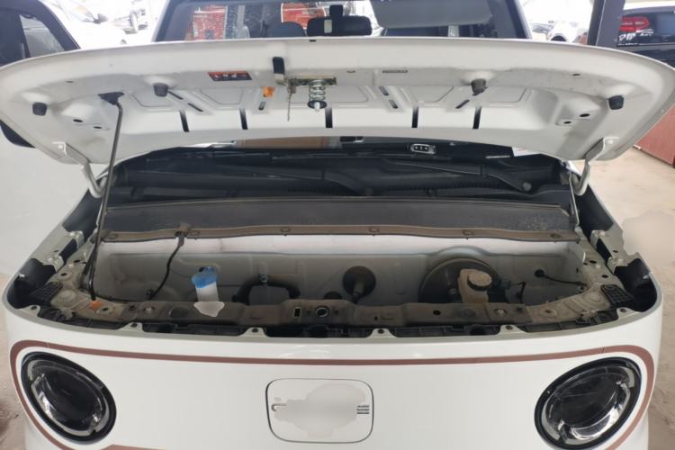 Used Geely Galaxy Panda 2024 Panda Mini 200km Endurance Bear Engine Bay