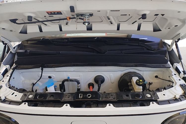 Used Geely Galaxy Panda 2024 Panda Mini 200km Endurance Bear Engine Bay