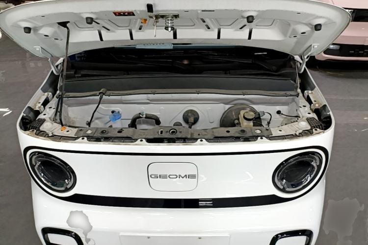 Used Geely Galaxy Panda 2024 200km Panda Kart Engine Bay