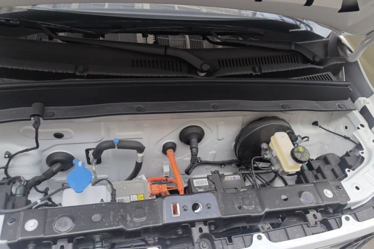 Used Geely Galaxy Panda 2024 Panda Mini 200km Endurance Bear Engine Bay