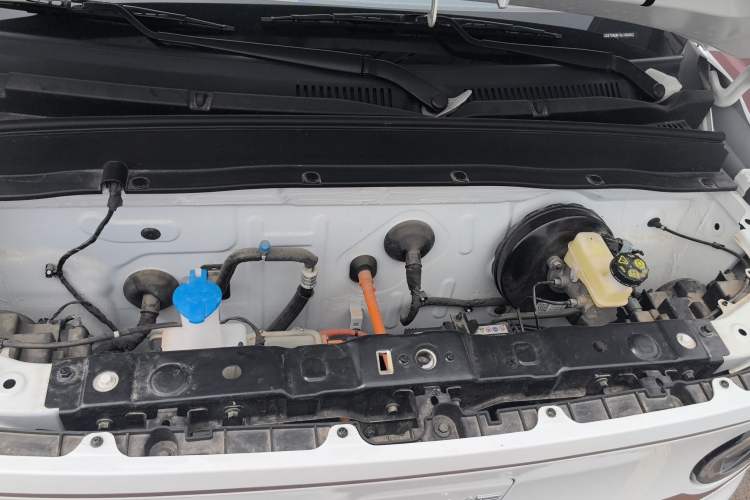 Used Geely Galaxy Panda 2024 Panda Mini 200km Endurance Bear Engine Bay