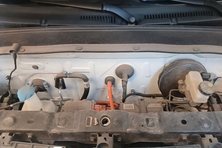 Used Geely Galaxy Panda 2024 Panda Mini 200km Endurance Bear Engine Bay
