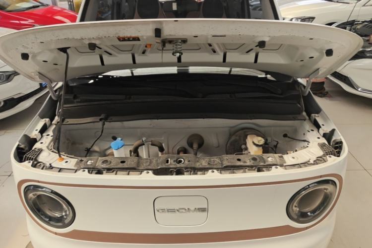 Used Geely Galaxy Panda 2024 Panda Mini 200km Endurance Bear Engine Bay