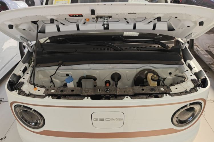 Used Geely Galaxy Panda 2024 Panda Mini 200km Endurance Bear Engine Bay