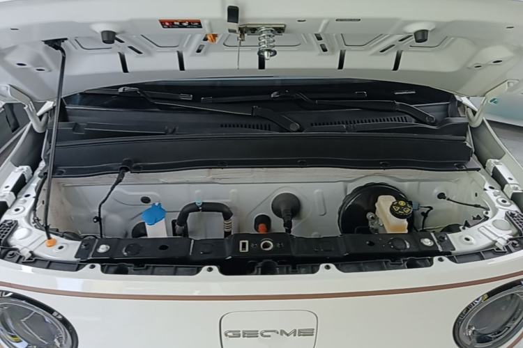 Used Geely Galaxy Panda 2024 Panda Mini 200km Endurance Bear Engine Bay