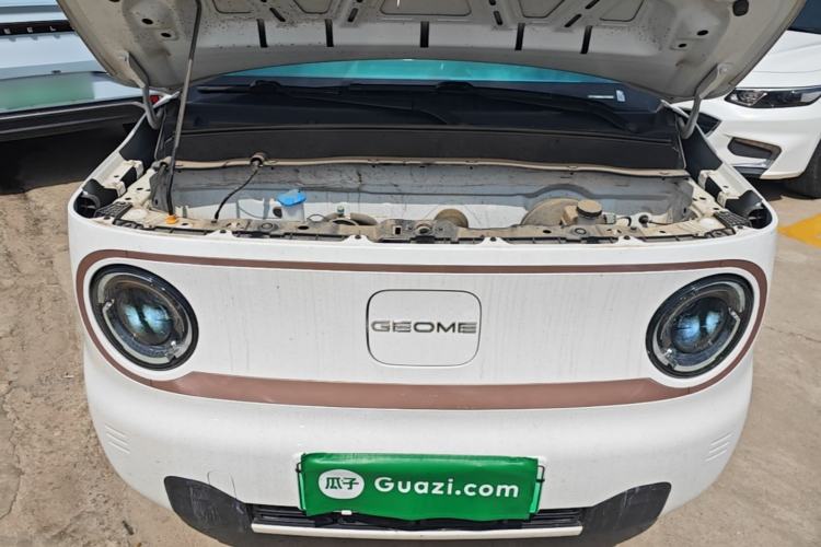 Used Geely Galaxy Panda 2024 Panda Mini 200km Endurance Bear Engine Bay