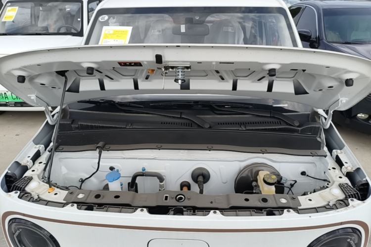 Used Geely Galaxy Panda 2024 Panda Mini 200km Endurance Bear Engine Bay