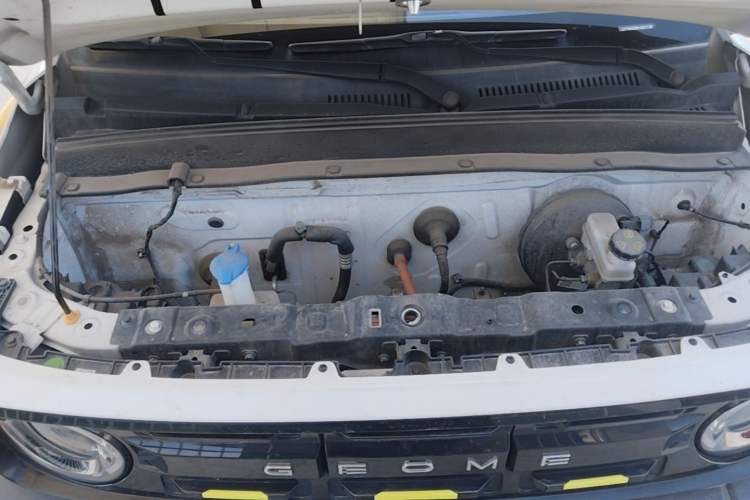 Used Geely Galaxy Panda 2024 200km Panda Rider Engine Bay