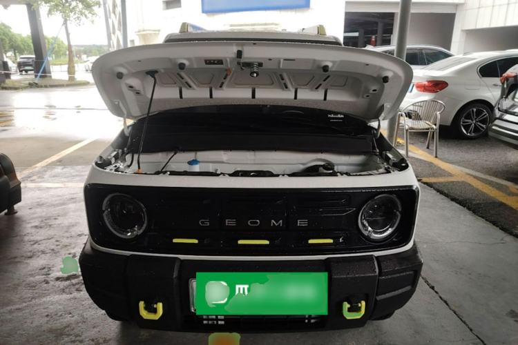 Used Geely Galaxy Panda 2024 Panda Mini 200km Endurance Bear Engine Bay