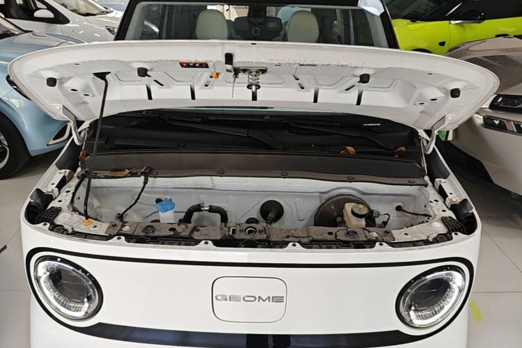 Used Geely Galaxy Panda 2024 200km Panda Kart Engine Bay