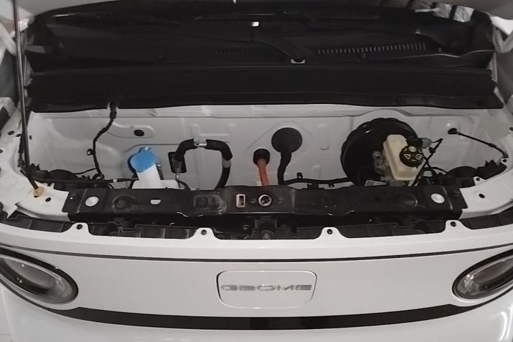 Used Geely Galaxy Panda 2024 200km Panda Kart Engine Bay