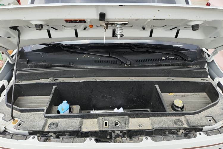 Used Geely Galaxy Panda 2024 Panda Mini 200km Endurance Bear Engine Bay