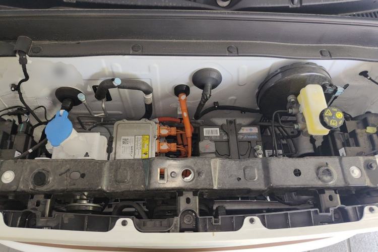 Used Geely Galaxy Panda 2024 Panda Mini 200km Endurance Bear Engine Bay