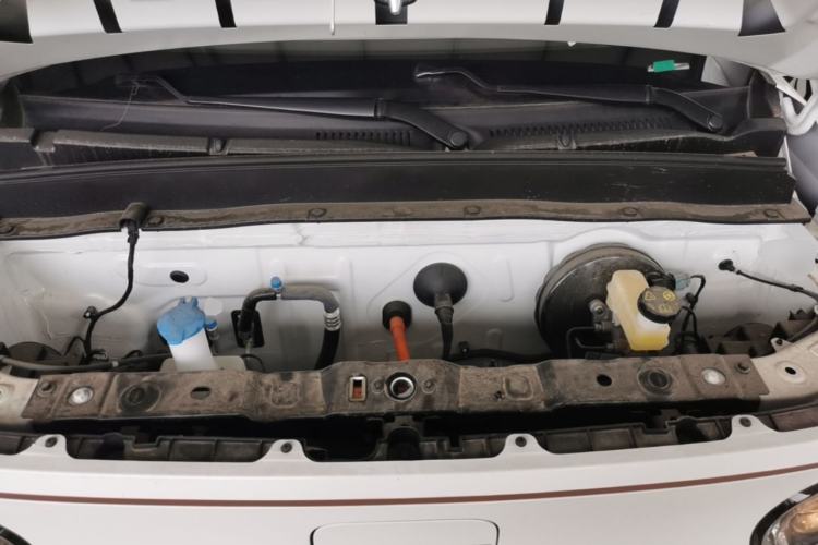 Used Geely Galaxy Panda 2024 Panda Mini 200km Endurance Bear Engine Bay