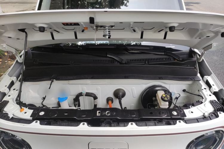 Used Geely Galaxy Panda 2024 Panda Mini 200km Endurance Bear Engine Bay
