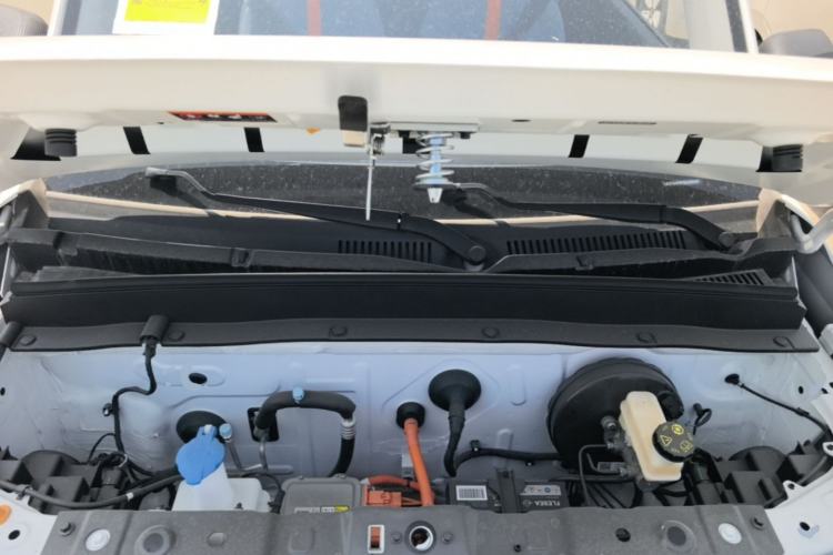 Used Geely Galaxy Panda 2024 Panda Mini 200km Endurance Bear Engine Bay