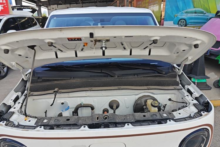 Used Geely Galaxy Panda 2024 Panda Mini 200km Endurance Bear Engine Bay