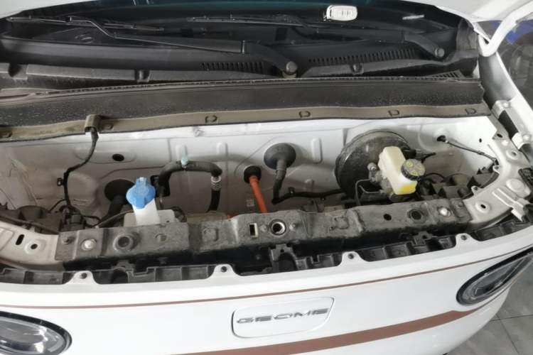 Used Geely Galaxy Panda 2024 Panda Mini 200km Endurance Bear Engine Bay