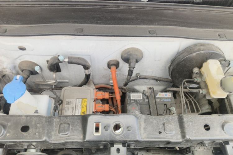Used Geely Galaxy Panda 2024 Panda Mini 200km Endurance Bear Engine Bay
