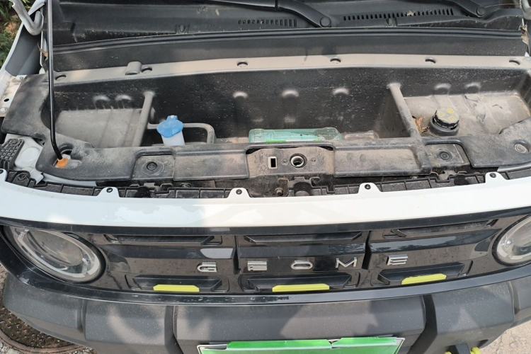 Used Geely Galaxy Panda 2024 200km Panda Rider Engine Bay